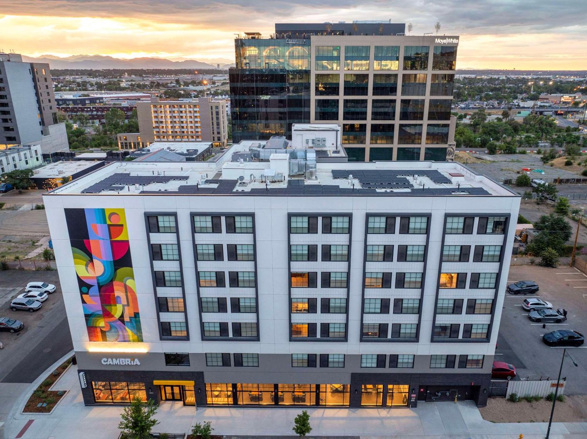 Cambria Hotel Denver Downtown Rino 외부 사진
